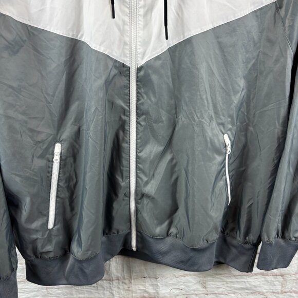 Nike Men's 2XL White Gray Sportswear Windrunner Lightweight Windbreaker Jacket - Picture 9 of 12